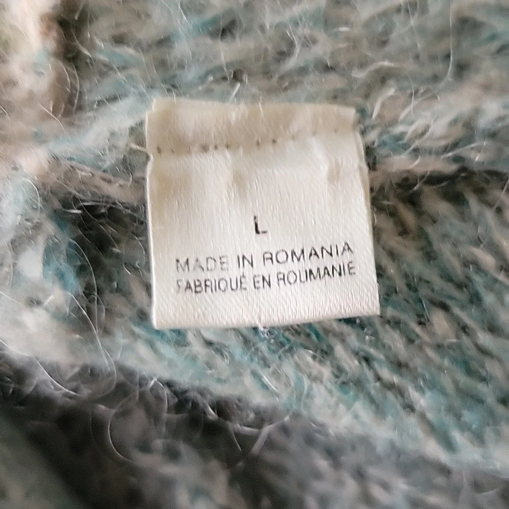 Anthropologie knitted & knotted blue mohair cardigan.  Size is Large. - Picture 6 of 8